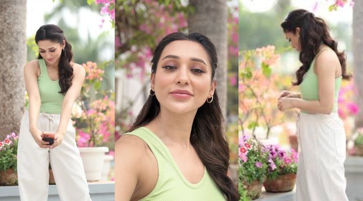 ফুল বাগানে মুগ্ধতায় মিমি